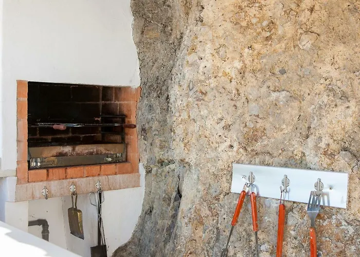 Branca Do Castelo سيسيمبرا